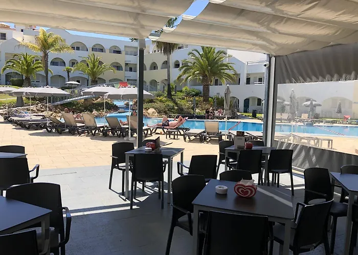 Natura Algarve Club * البوفيرا